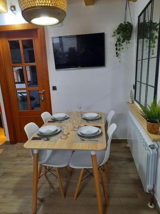 Mcastet, Casita Aranesa En El Valle De Aran Bossòst Exteriör bild